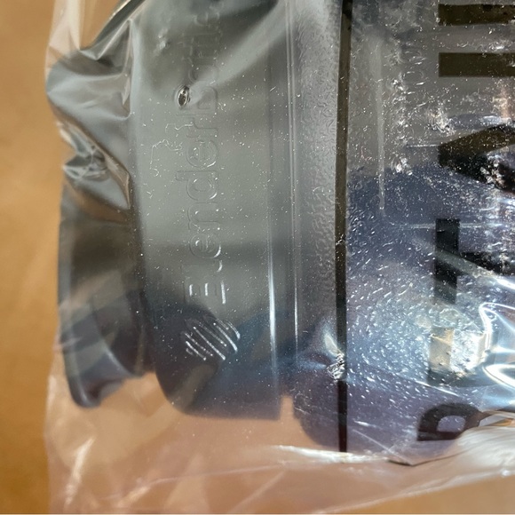 Blenderbottle extra large koda jug NWT - Picture 7 of 7